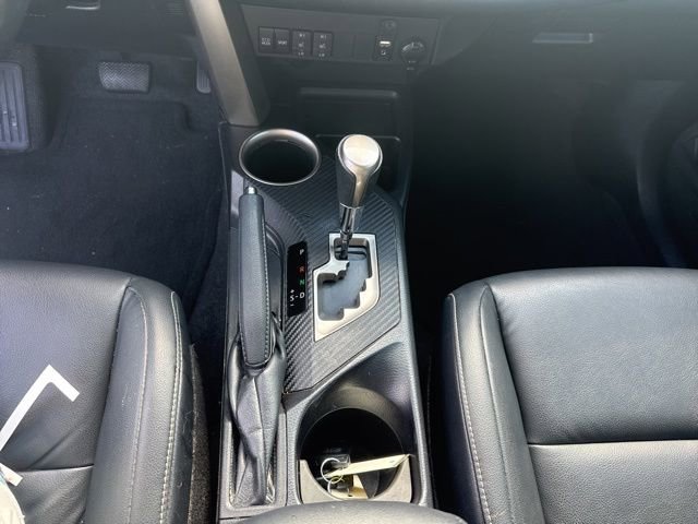 Used 2015 Toyota RAV4 Limited w/ Technology Package image 18