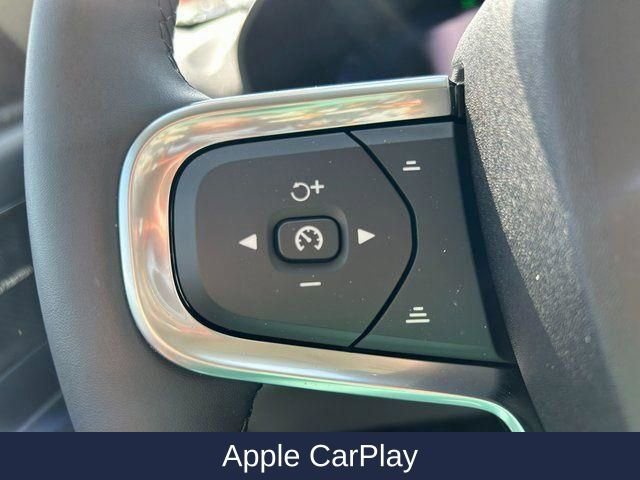 New 2025 Volvo XC40 B5 Ultra w/ Protection Package image 28