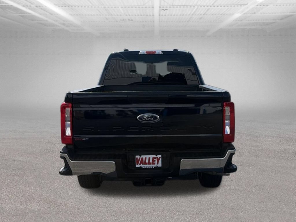 Used 2025 Ford F250 XLT AWD/4WD image 12