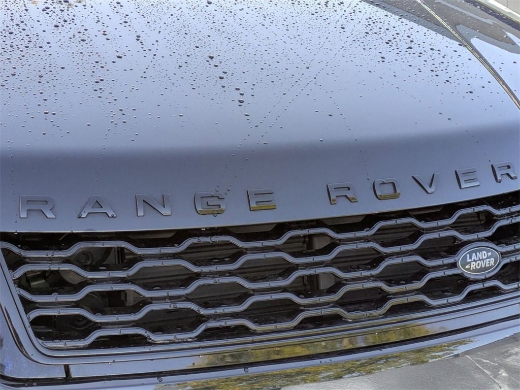 Used 2022 Land Rover Range Rover Sport HST image 9