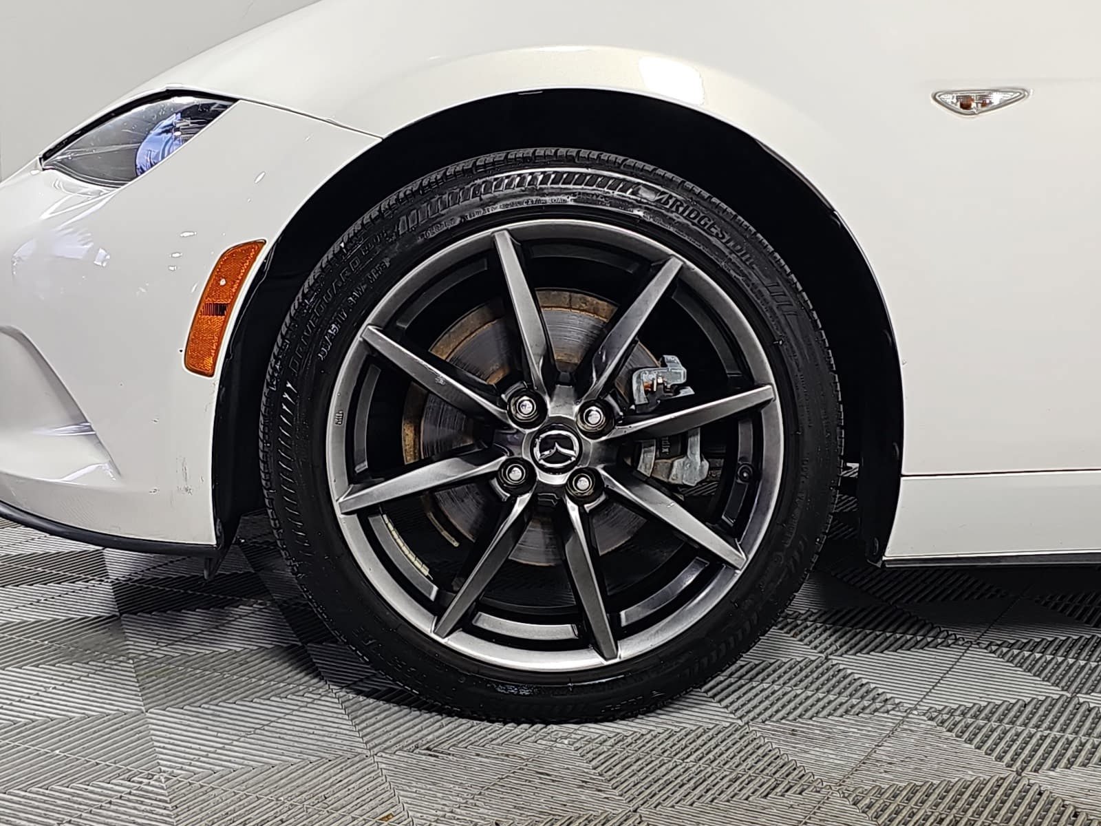 Used 2016 MAZDA MX-5 Miata Grand Touring RWD image 10