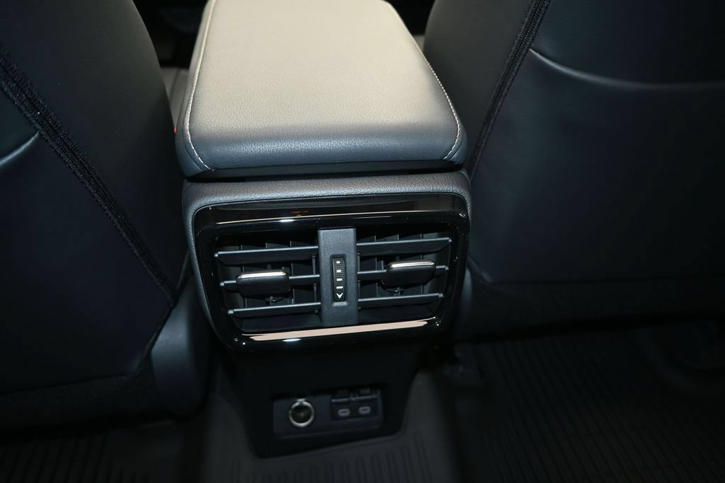 New 2026 Lexus NX 350 AWD image 18