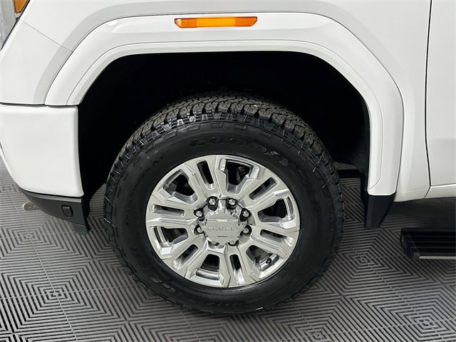 Used 2023 GMC Sierra 3500 Denali w/ Denali Ultimate Package image 25