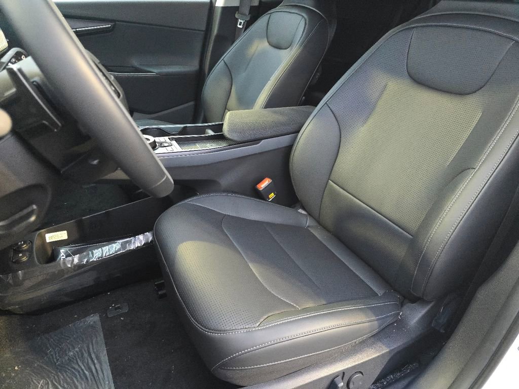 New 2025 Kia EV6 Wind image 22