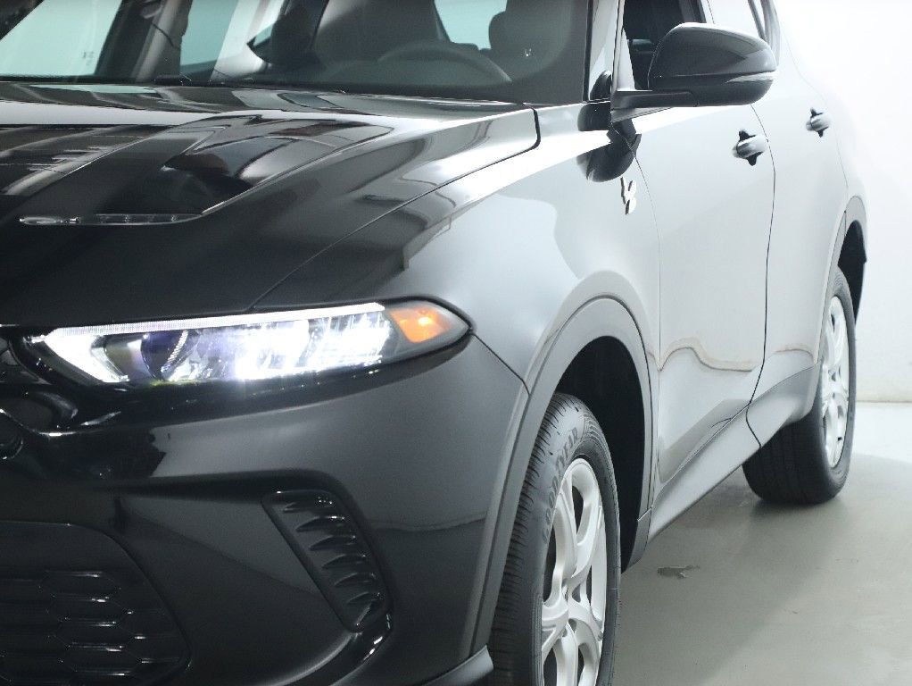 Used 2024 Dodge Hornet GT image 4