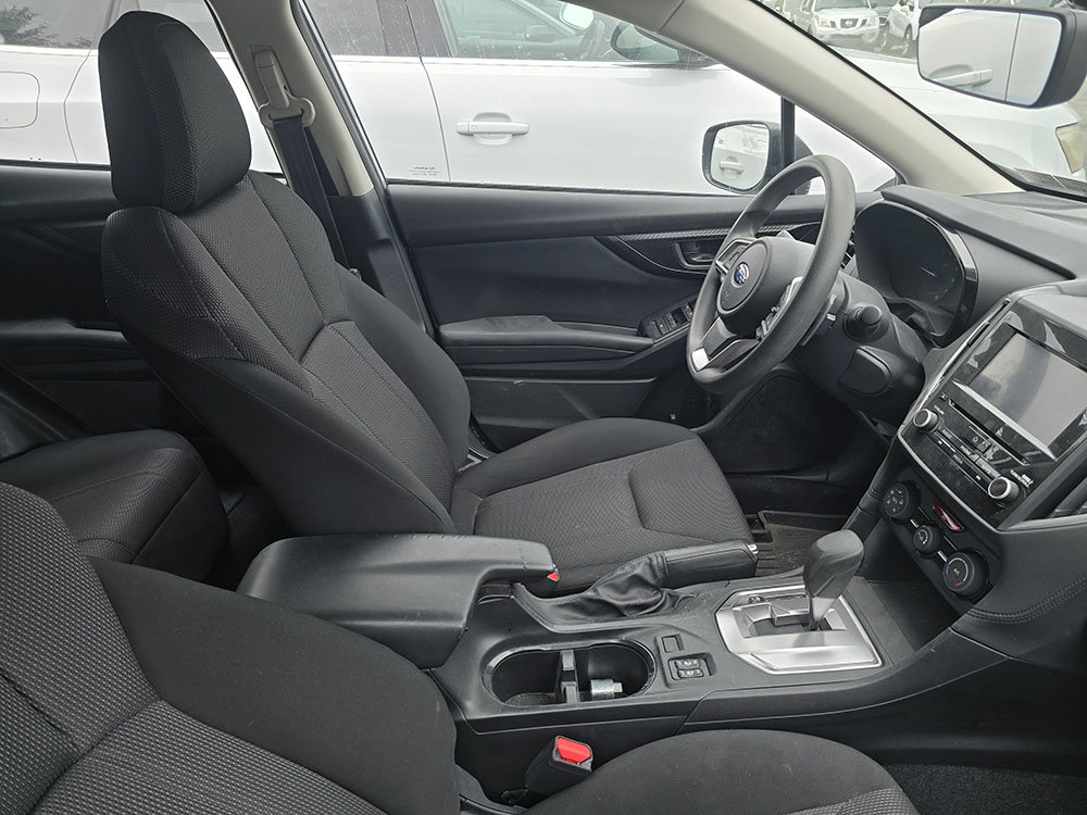 Used 2022 Subaru Impreza 2.0i Premium w/ Popular Package #2 AWD/4WD image 5