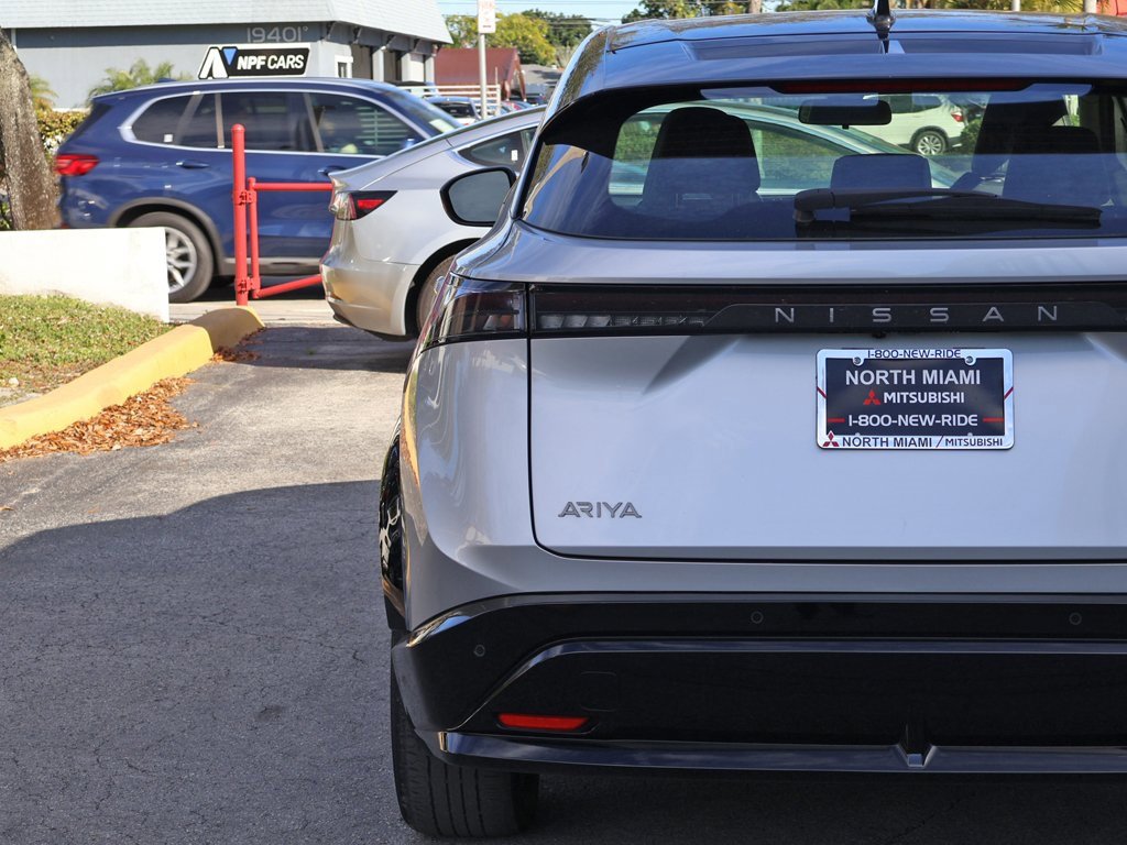Used 2023 Nissan Ariya AWD image 16