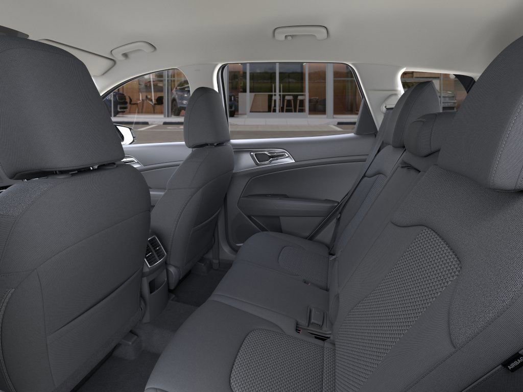 New 2025 Kia Sportage LX image 18