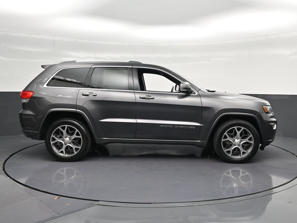 Used 2018 Jeep Grand Cherokee Limited RWD image 4