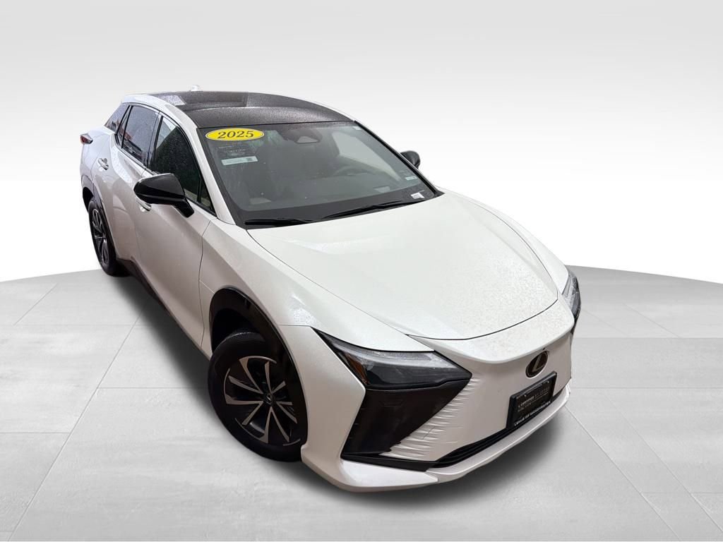 Used 2025 Lexus RZ 450e w/ Technology Package image 3