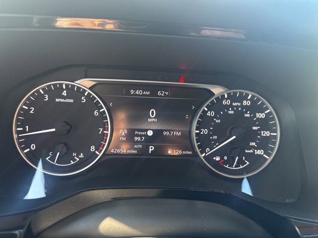 Used 2022 Nissan Pathfinder SV w/ SV Premium Package AWD/4WD image 17