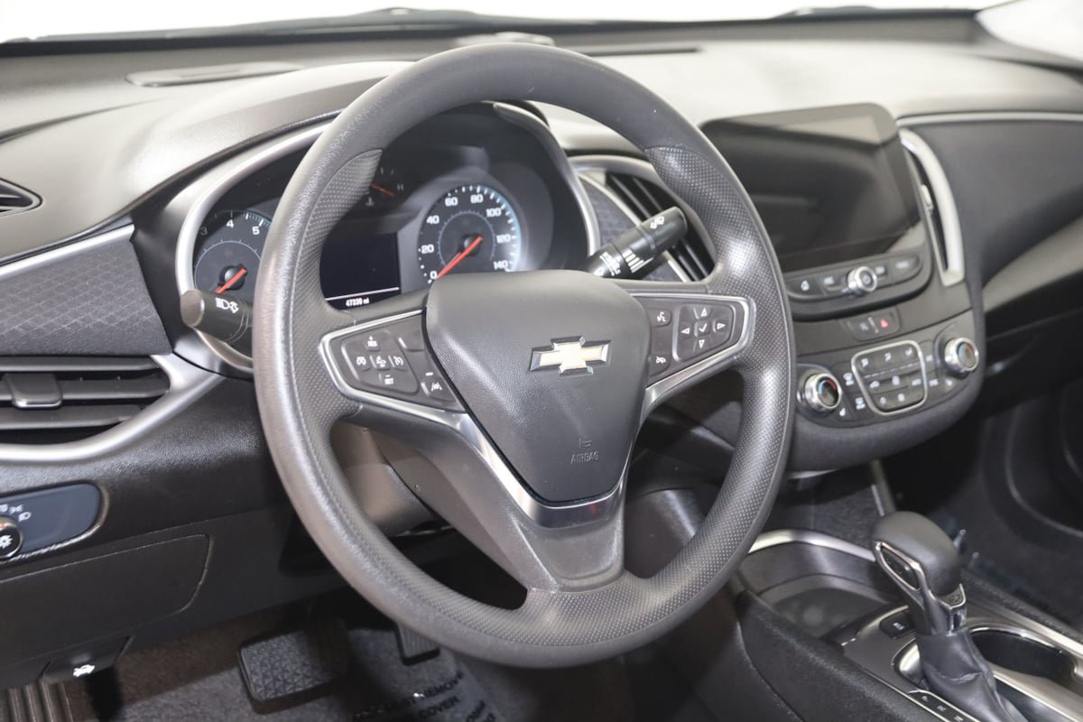 Used 2024 Chevrolet Malibu LT FWD image 6