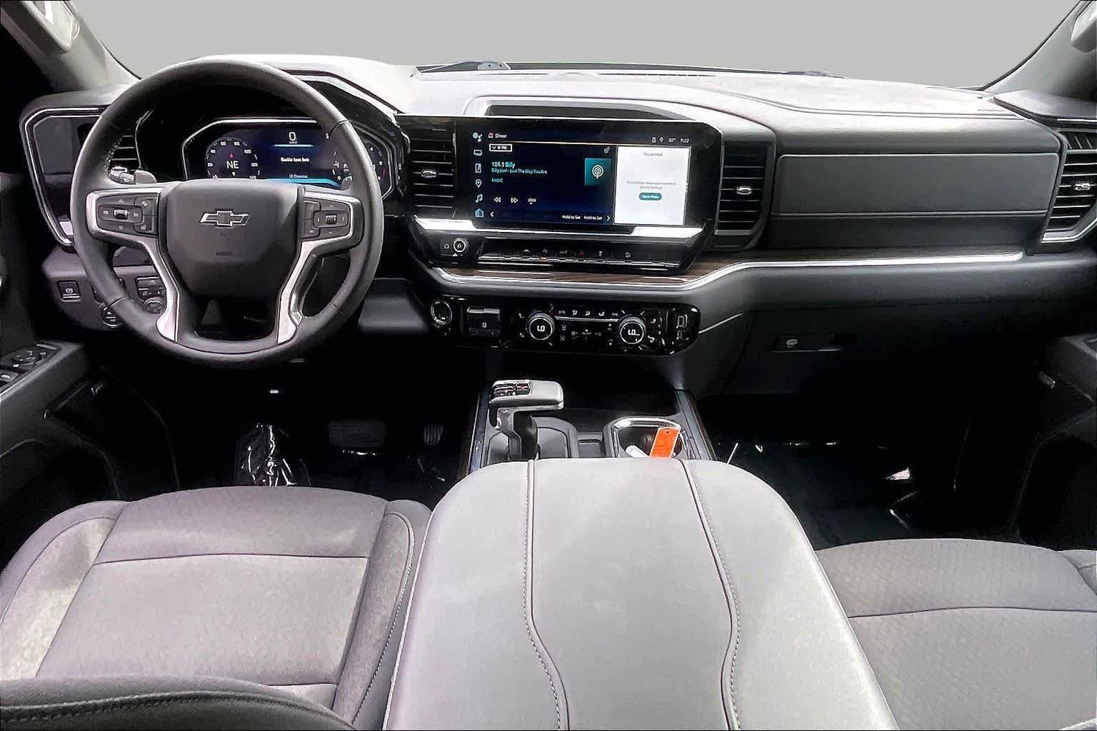 Used 2026 Chevrolet Silverado 1500 RST AWD/4WD image 31