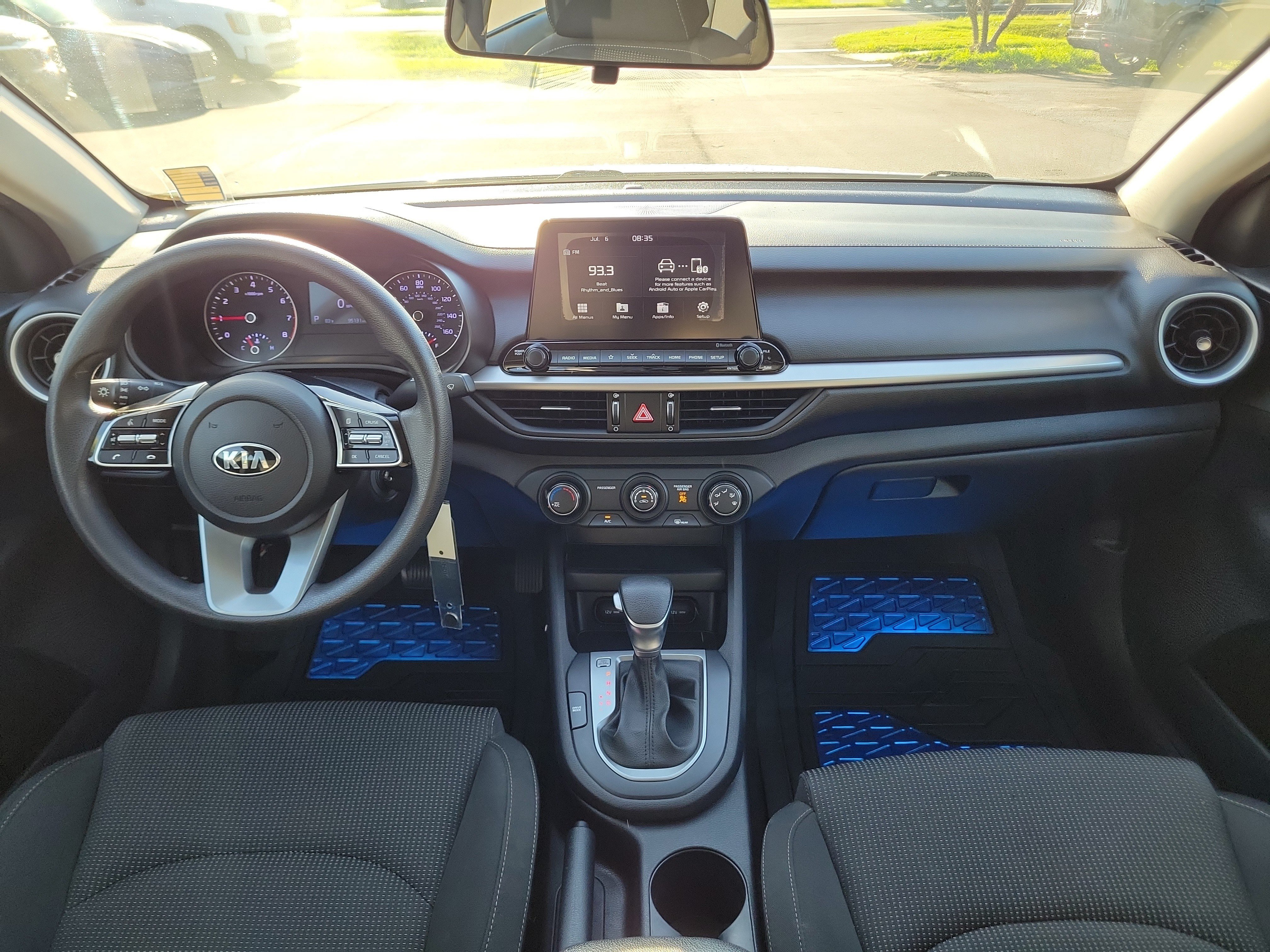 Used 2020 Kia Forte LXS FWD image 16