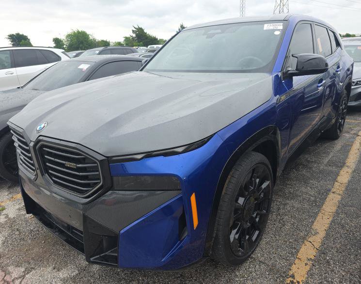 Used 2025 BMW XM AWD/4WD image 2