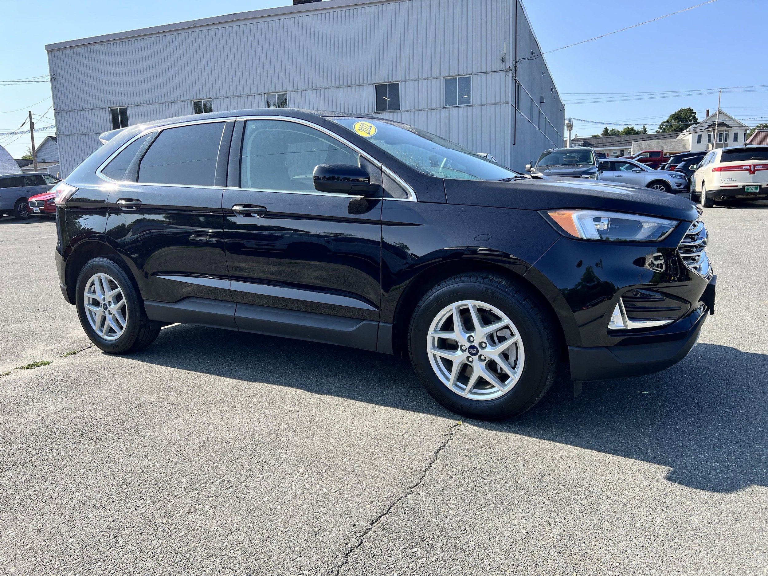 Used 2022 Ford Edge SEL w/ Convenience Package image 6