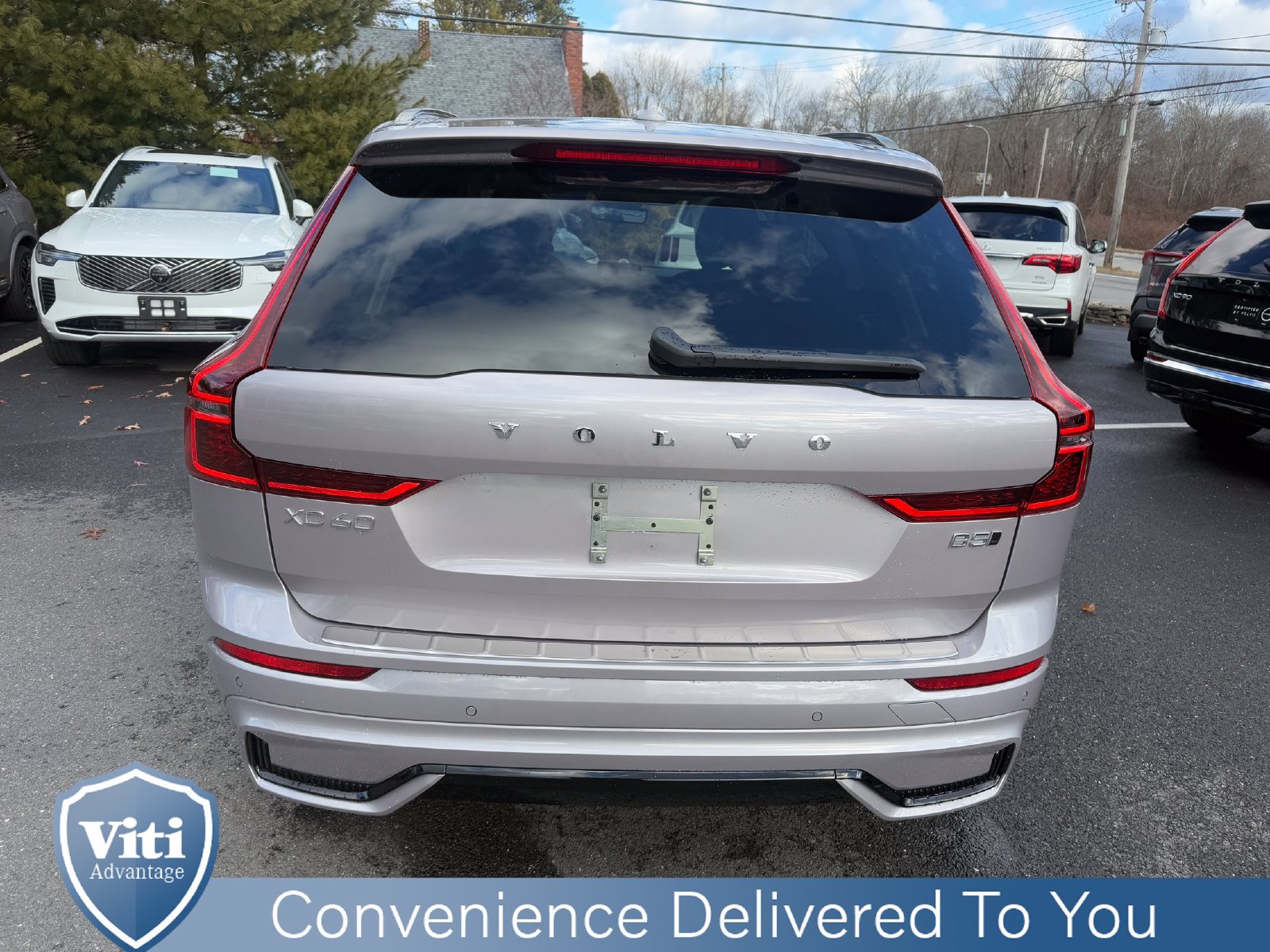 New 2026 Volvo XC60 B5 Ultra w/ Protection Package Premier AWD/4WD image 7