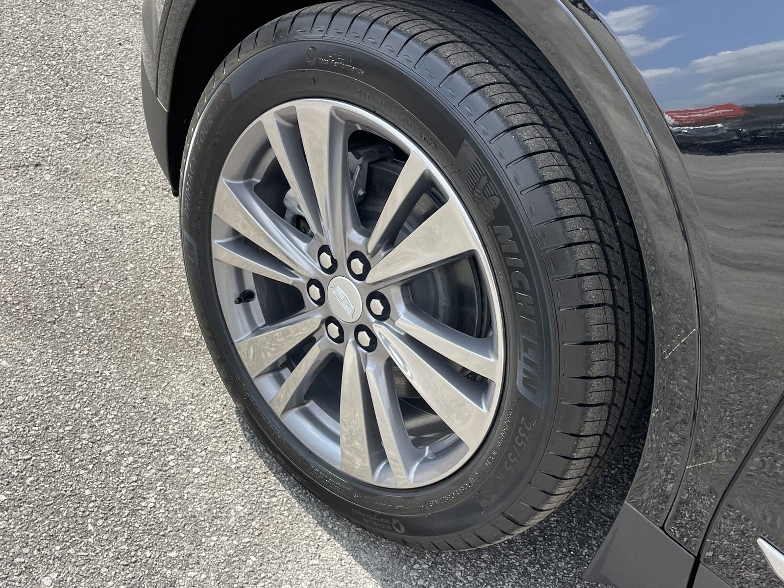 New 2025 Cadillac XT5 Premium Luxury image 12