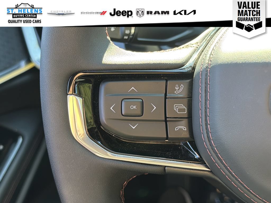 Used 2025 Jeep Wagoneer S Limited AWD/4WD image 18