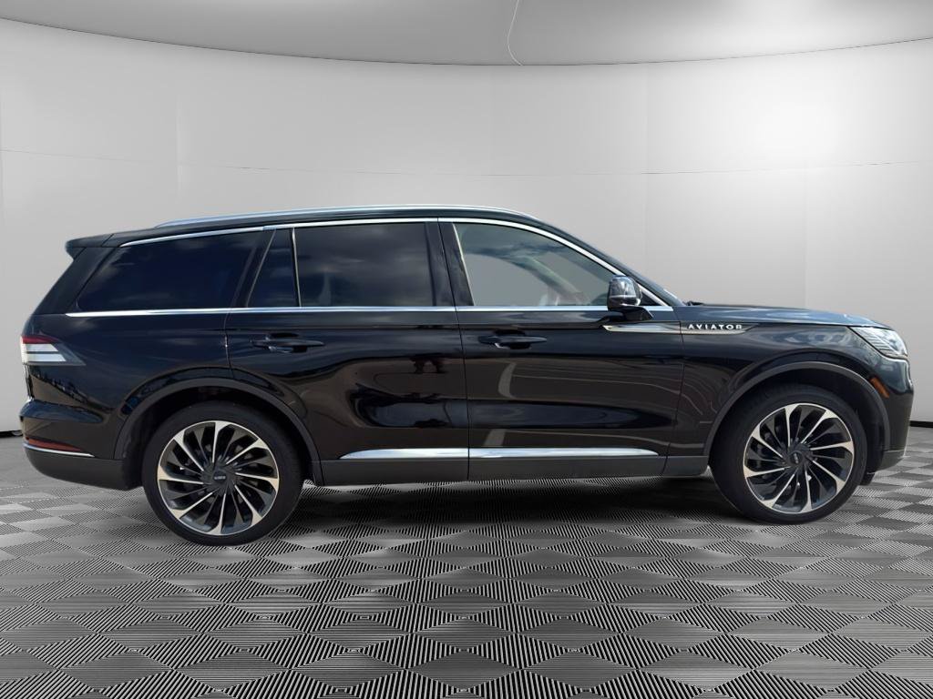 Used 2026 Lincoln Aviator Reserve w/ Equipment Group 201A AWD/4WD image 5
