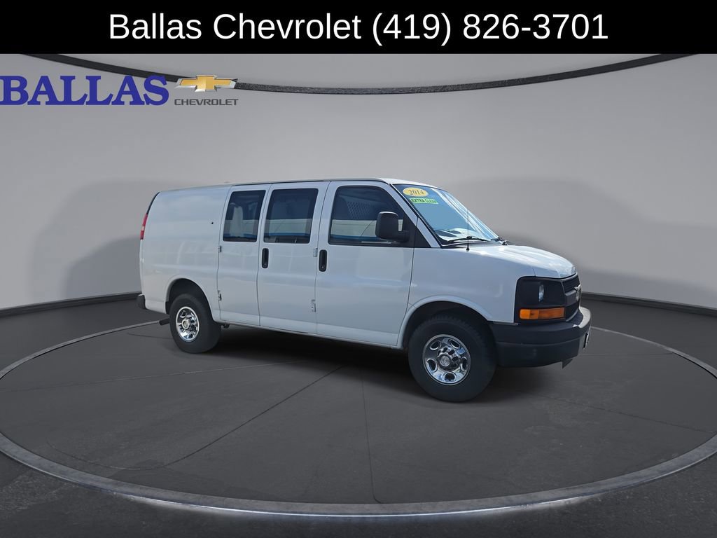 Used 2014 Chevrolet Express 2500 image 2
