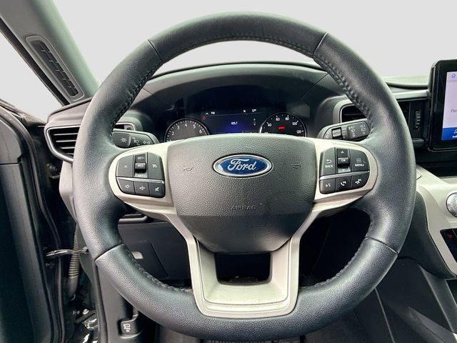 Certified 2023 Ford Explorer XLT w/ Equipment Group 202A image 13
