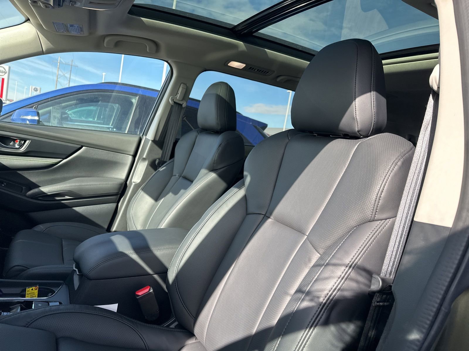 Used 2025 Subaru Ascent Bronze Edition image 11