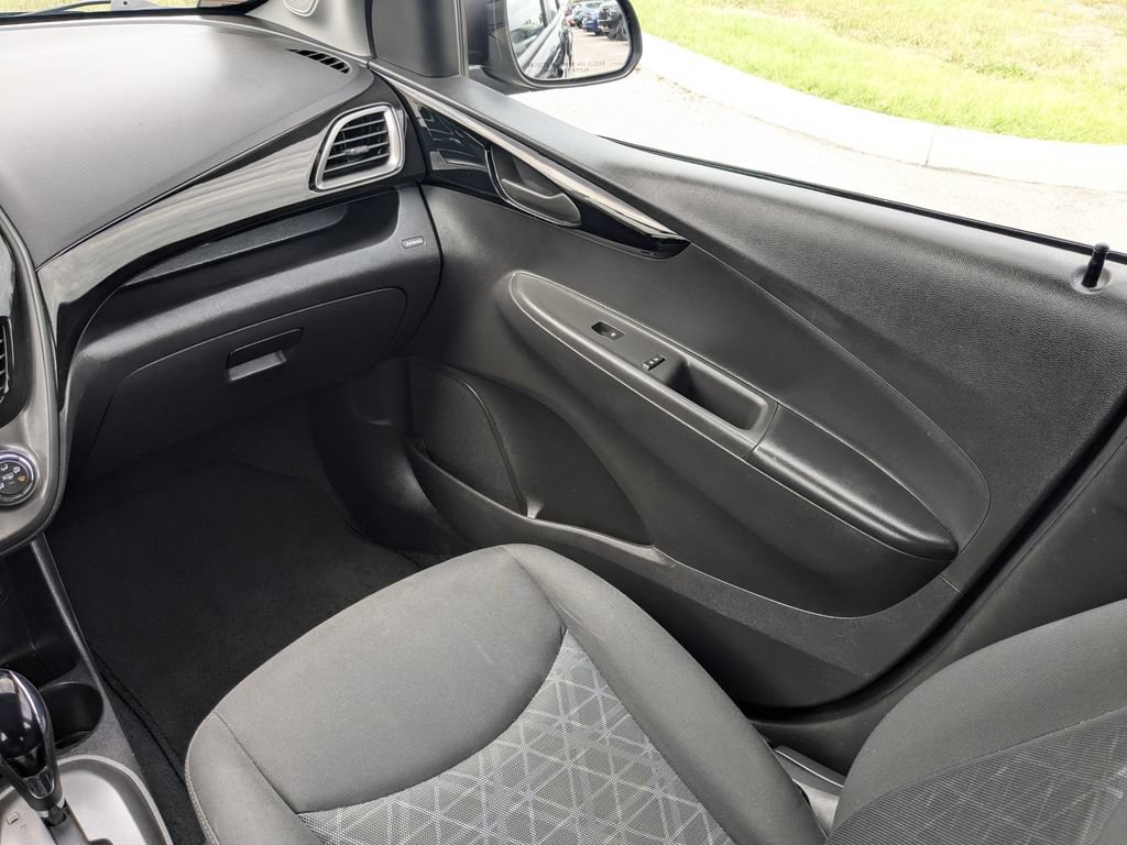 Used 2021 Chevrolet Spark LT FWD image 20