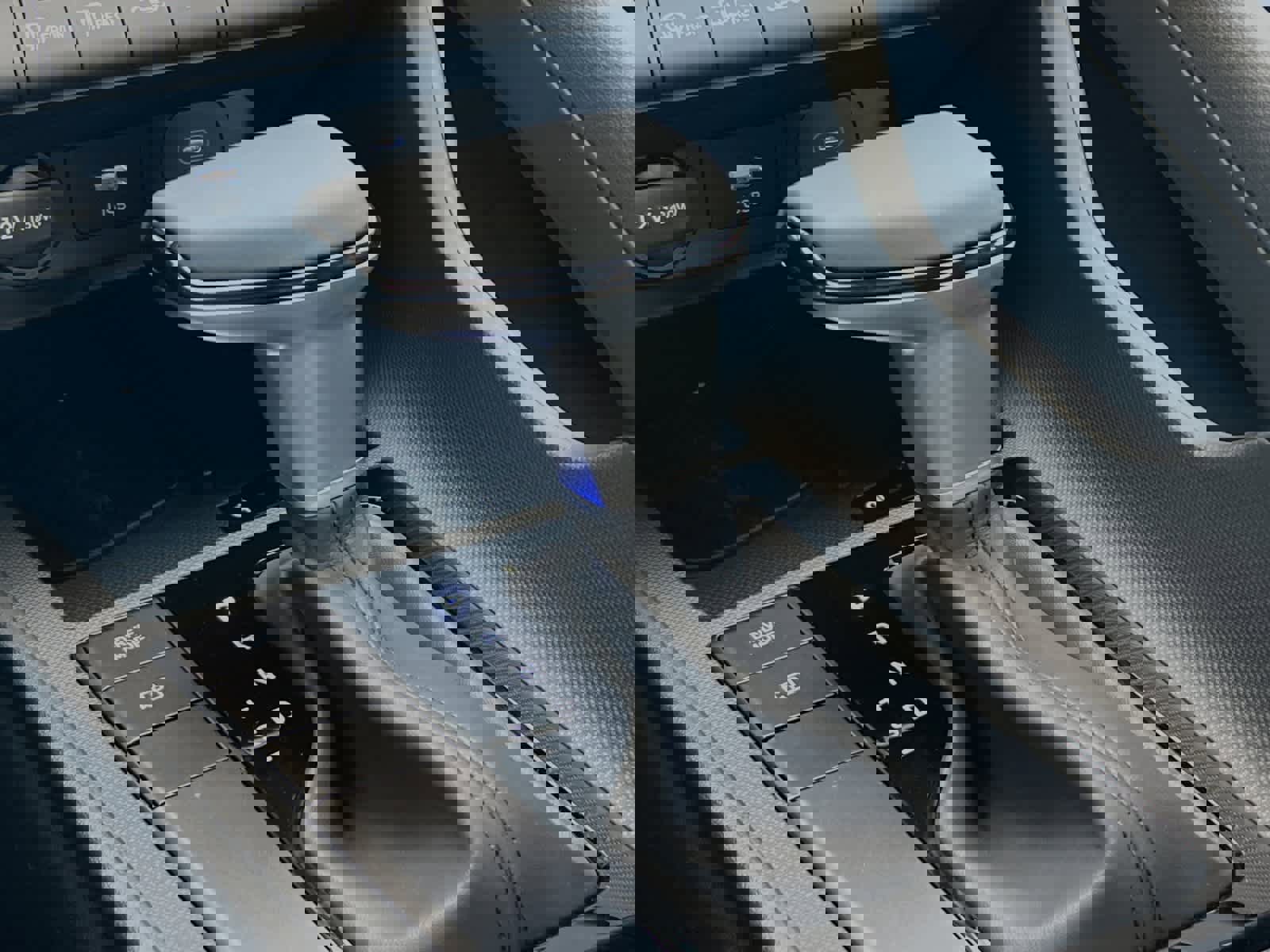 New 2025 Hyundai Elantra Sport image 21