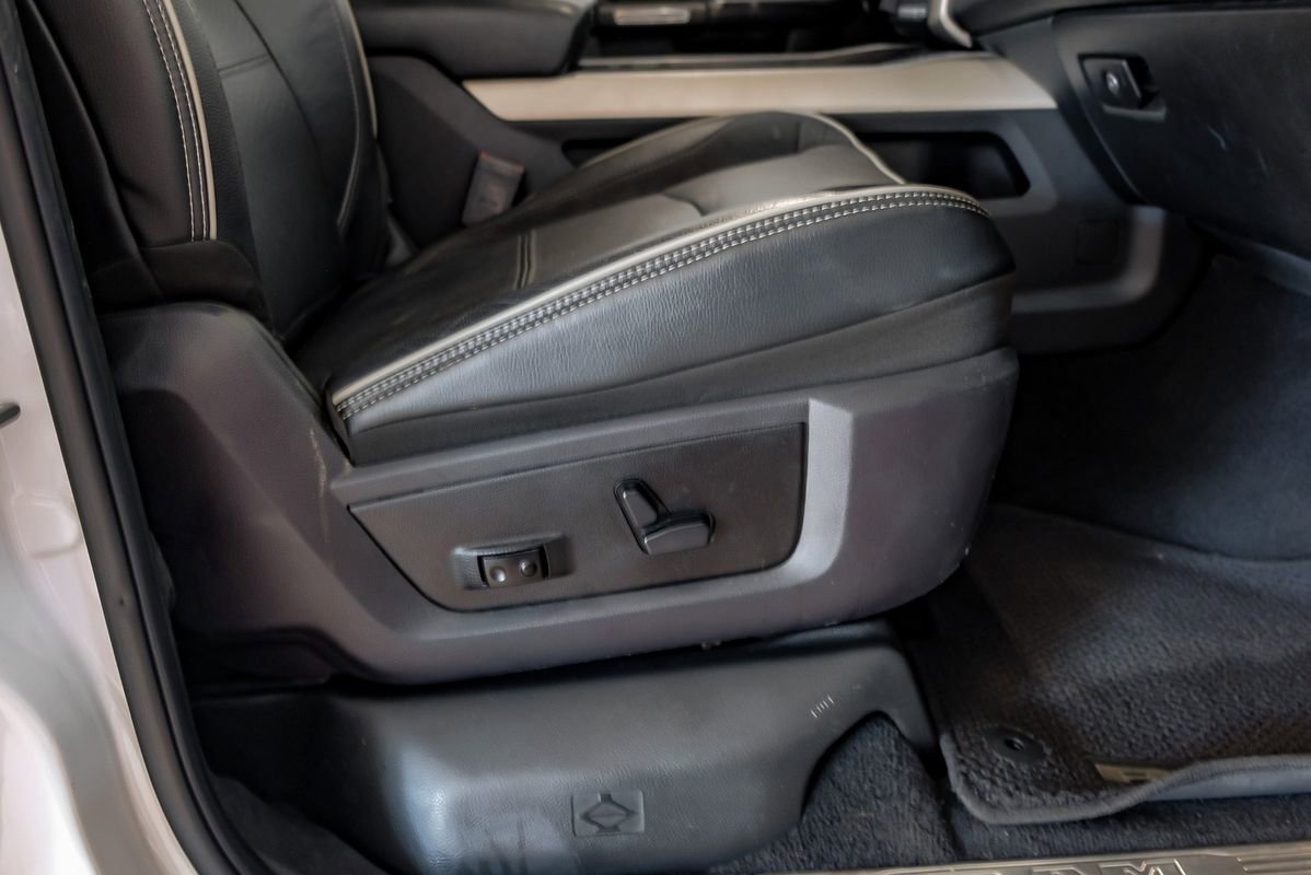 Used 2019 RAM 2500 Laramie AWD/4WD image 29