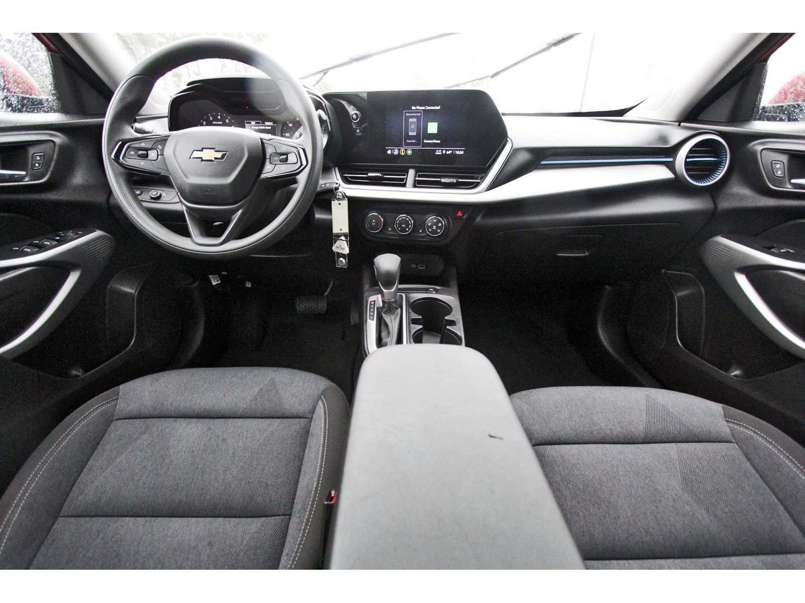 Used 2024 Chevrolet Trax LS w/ LS Convenience Package FWD image 10