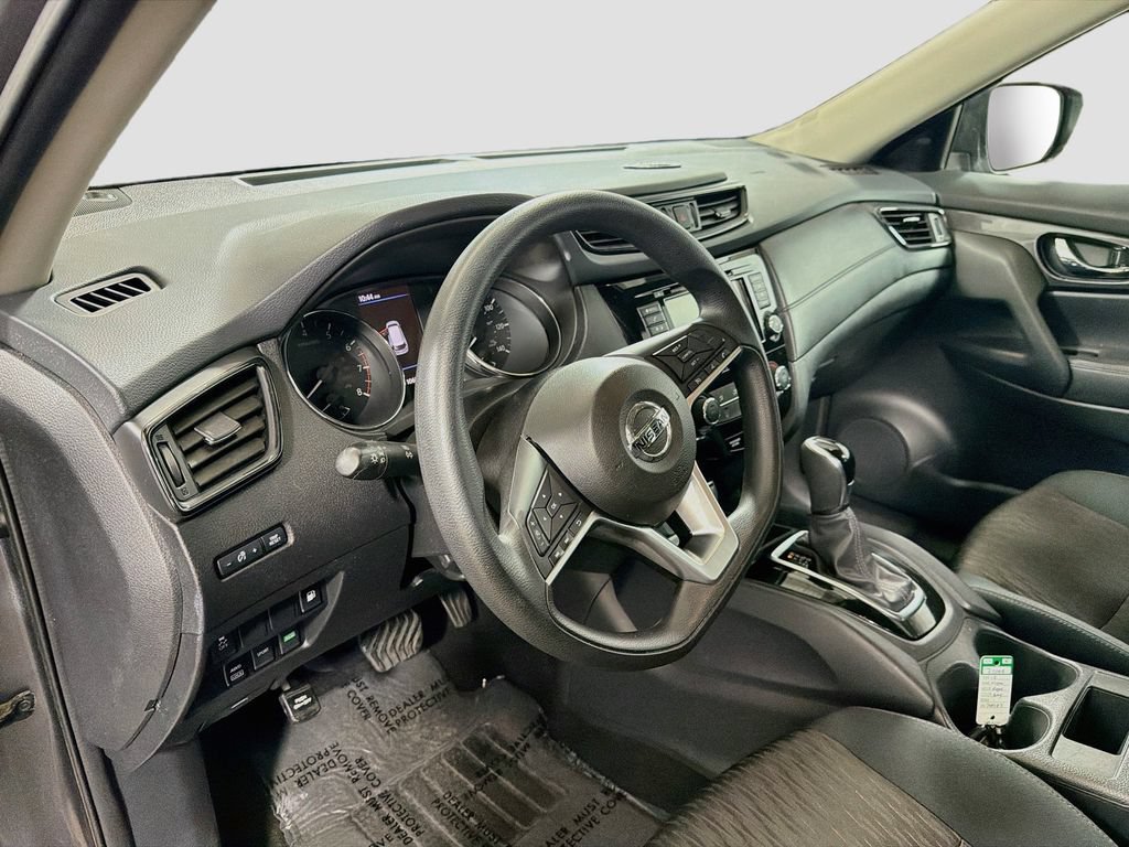 Used 2018 Nissan Rogue S AWD/4WD image 11