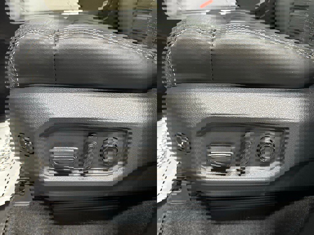 Used 2024 Toyota Sequoia Capstone image 13