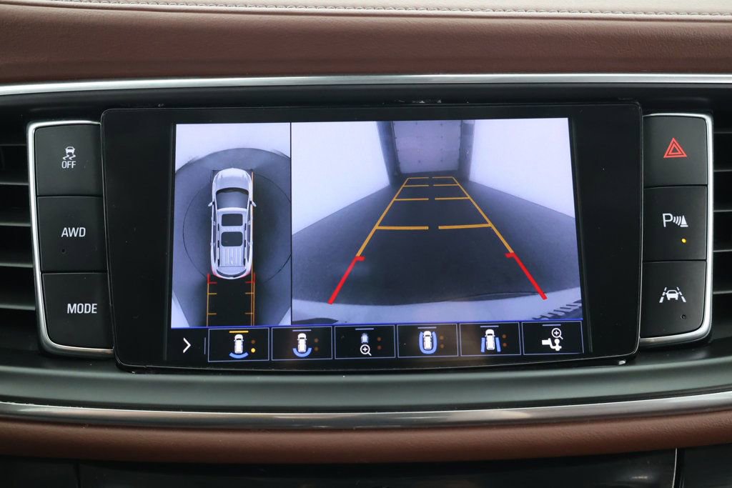 Used 2021 Buick Enclave Avenir image 17