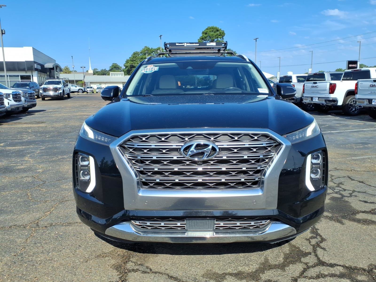 Used 2020 Hyundai Palisade Limited FWD image 2