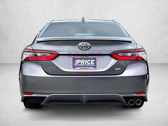 Used 2022 Toyota Camry SE w/ Audio Upgrade Package FWD image 4