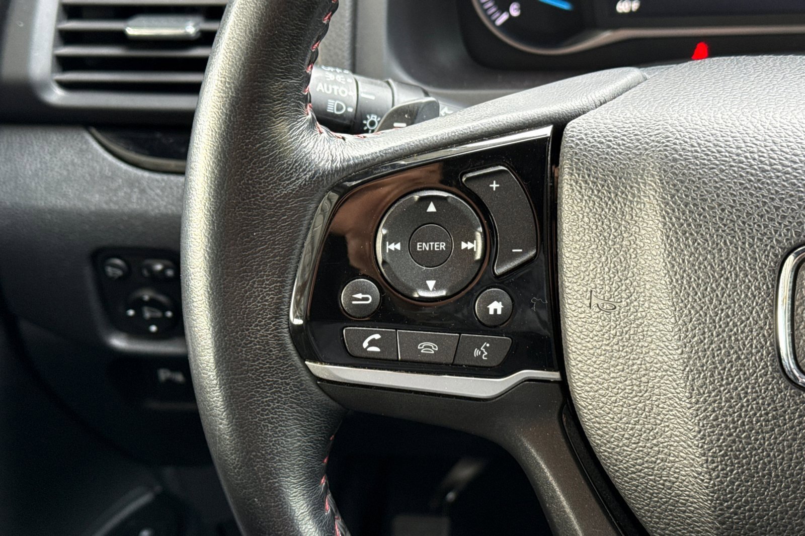 Used 2021 Honda Pilot Black Edition image 31