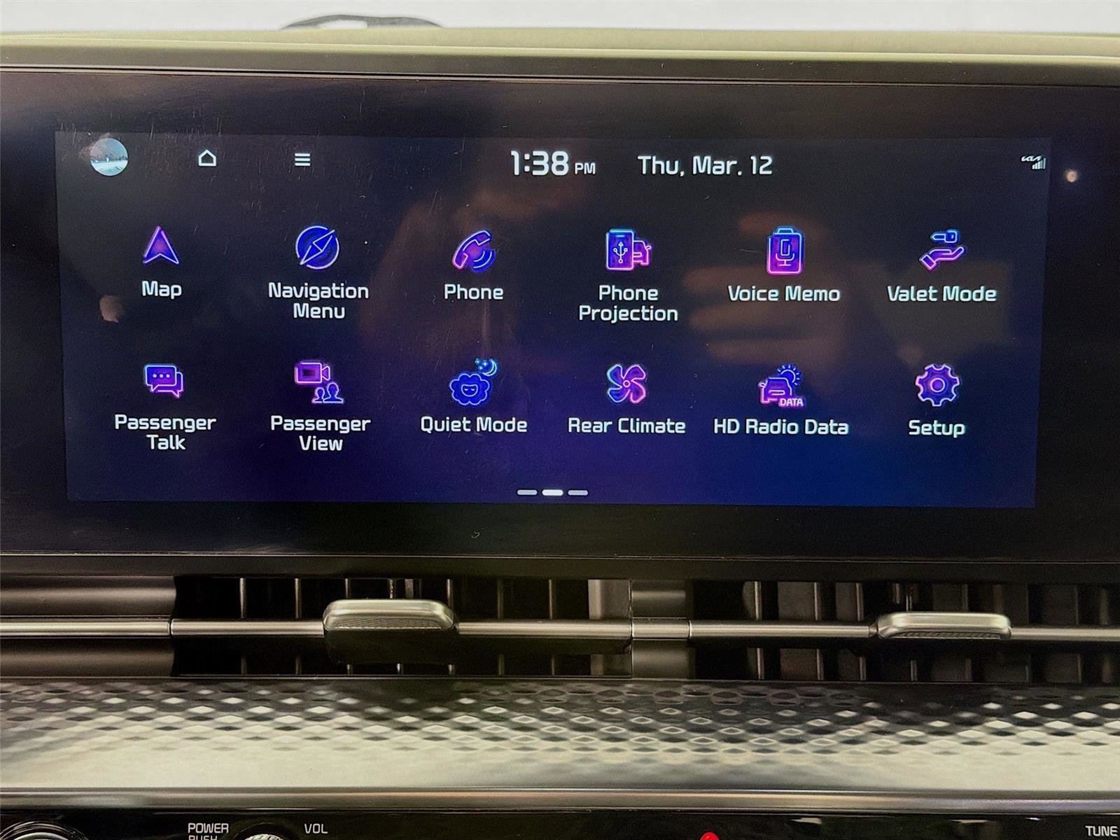 Used 2023 Kia Carnival SX Prestige image 15