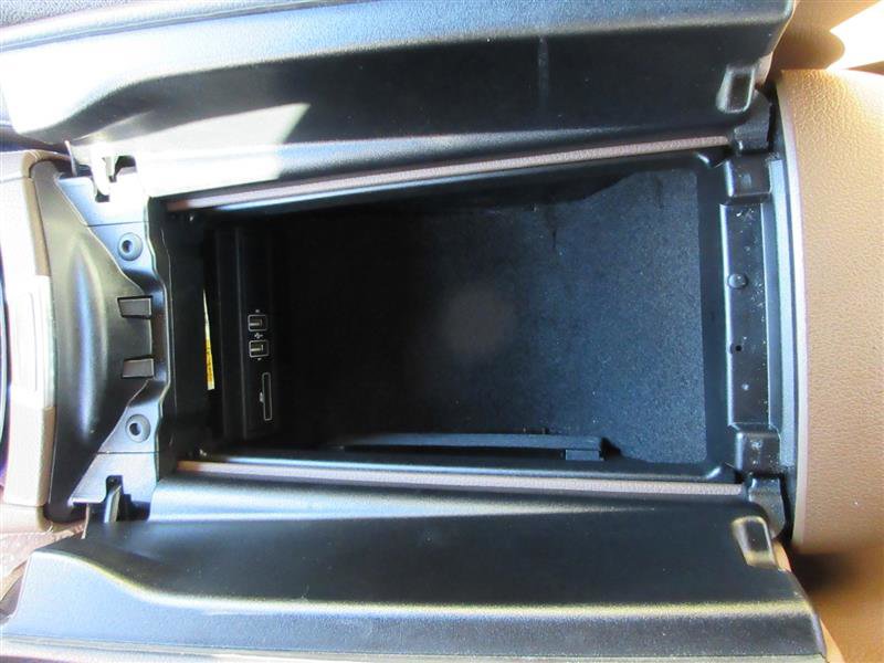 Used 2017 Mercedes-Benz E 300 4MATIC w/ Premium 3 Package image 15