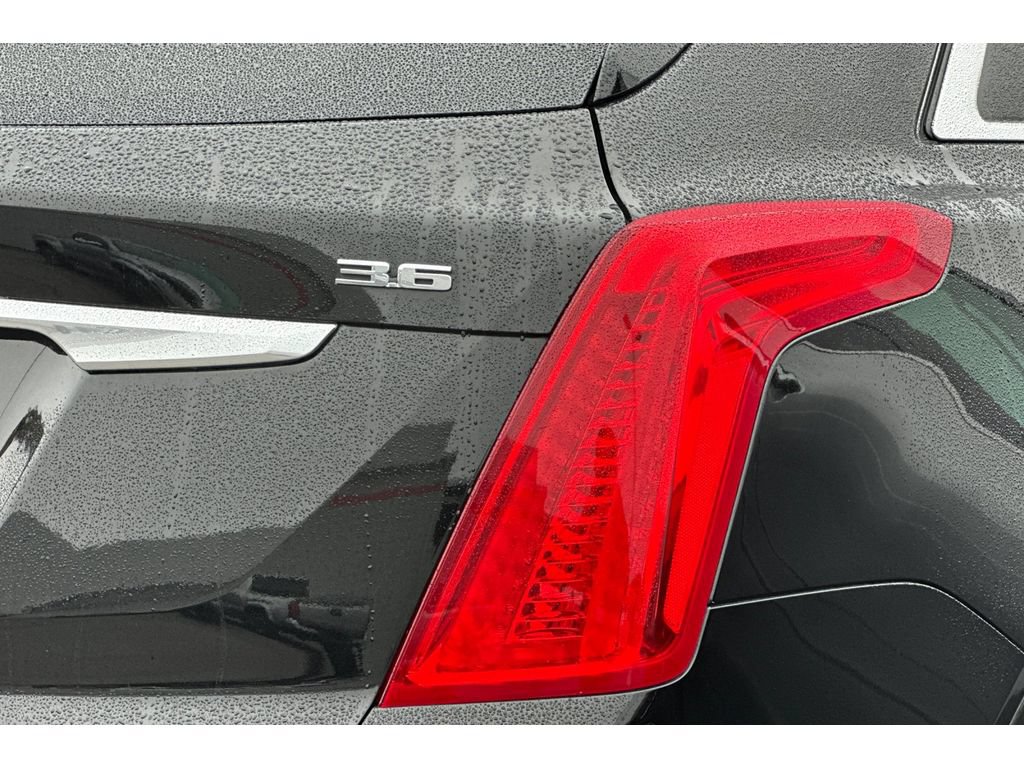 Used 2017 Cadillac XT5 Premium Luxury FWD image 7
