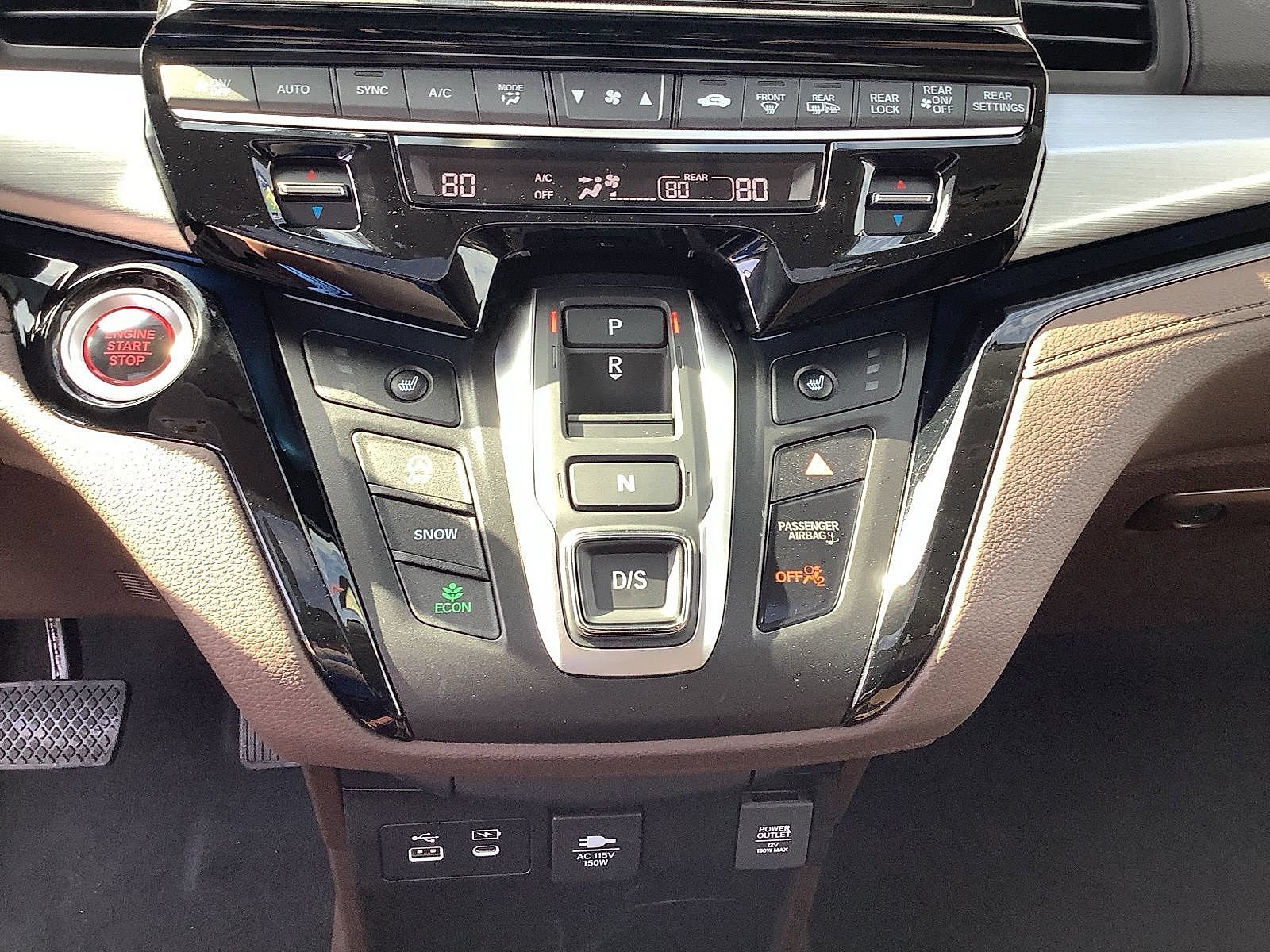 New 2026 Honda Odyssey Touring image 18