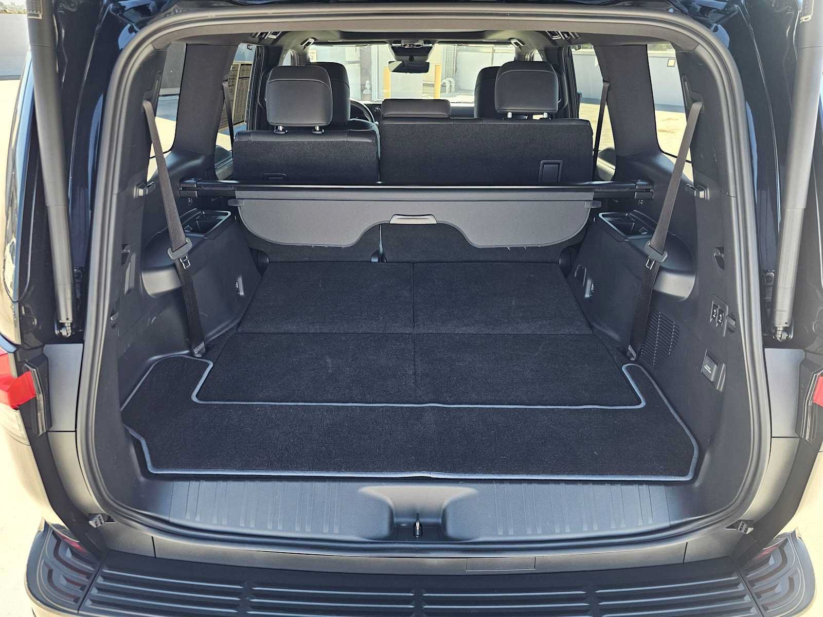 Certified 2025 Lexus GX 550 w/ Cold Area Package AWD/4WD image 14