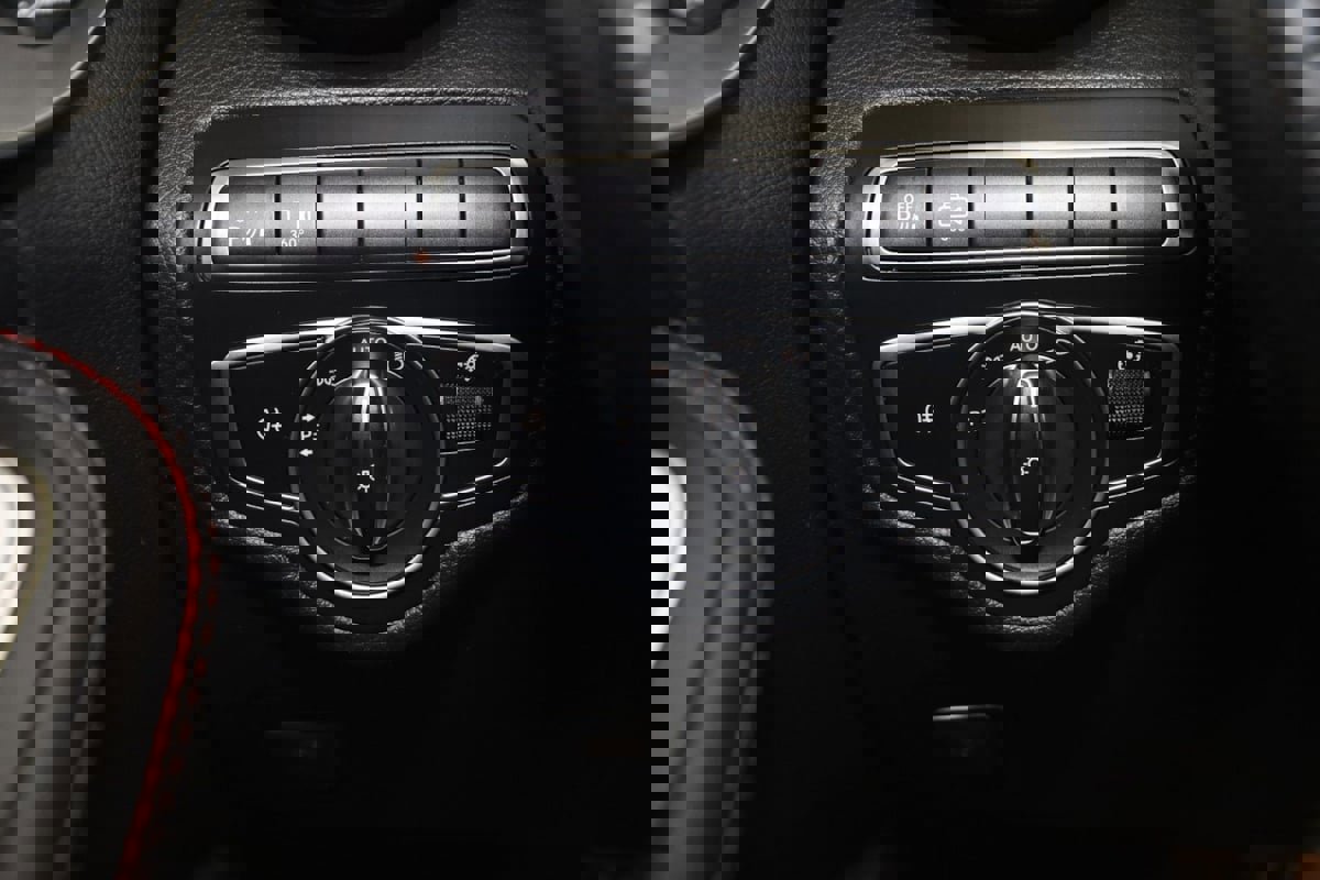 Used 2018 Mercedes-Benz C 43 AMG 4MATIC Sedan image 32