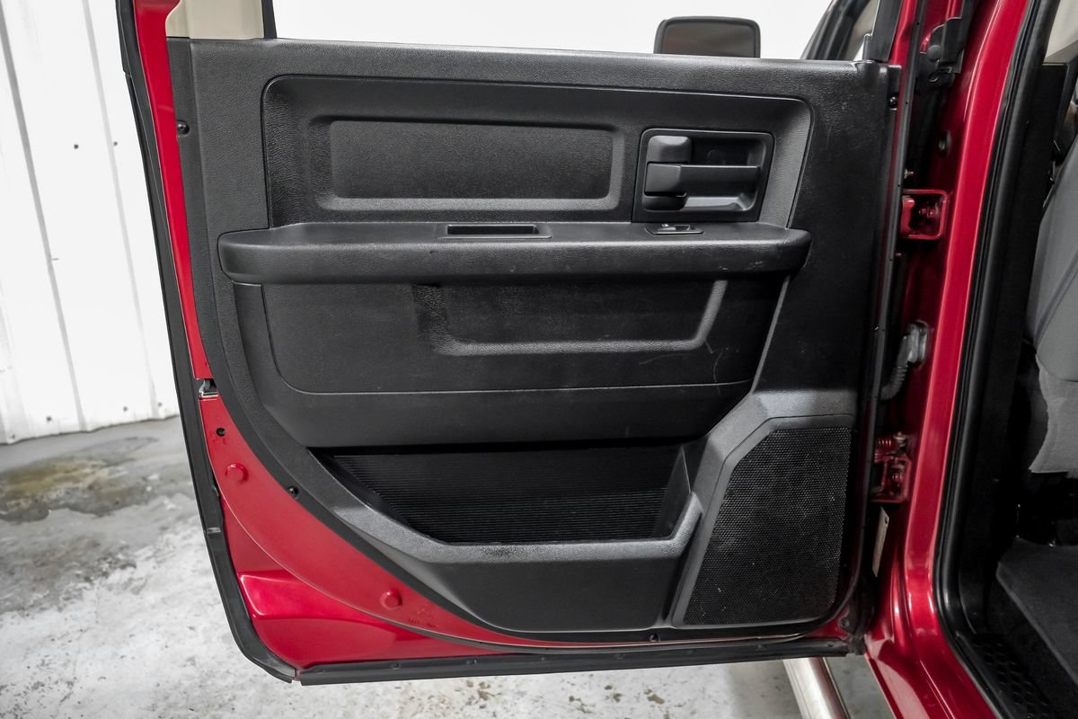 Used 2013 RAM 1500 Express RWD image 41