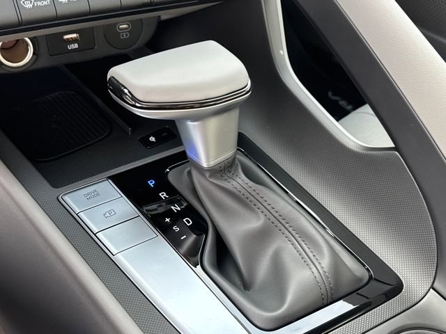New 2026 Hyundai Elantra Sport FWD image 13