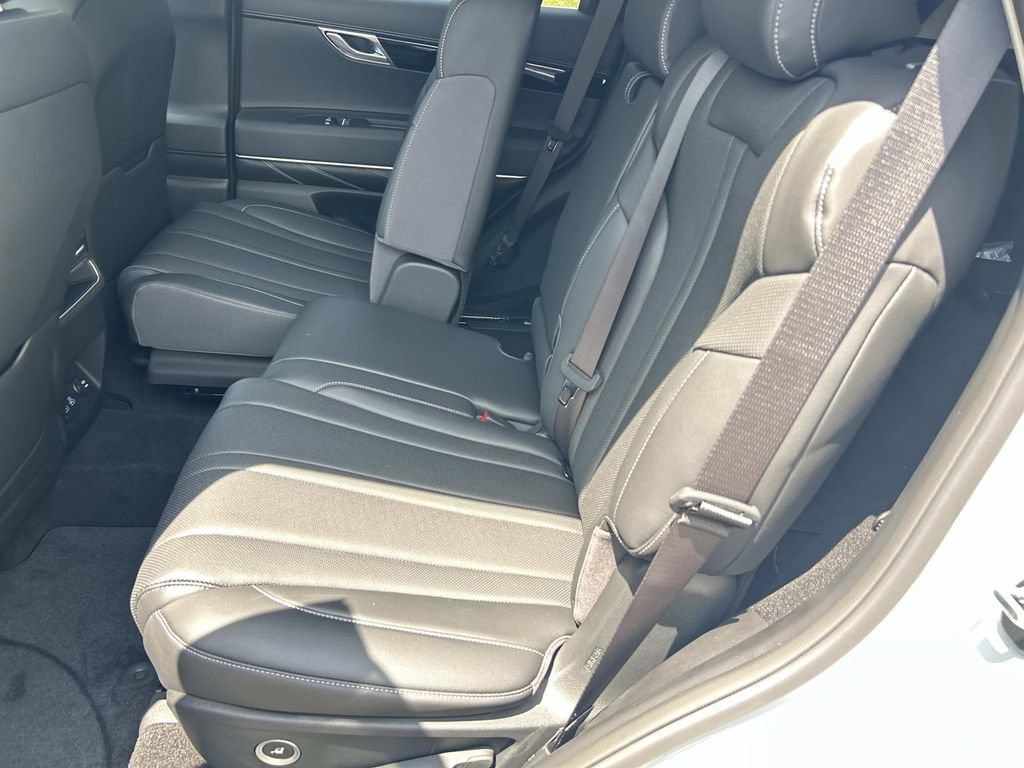 New 2027 Genesis GV80 2.5T AWD/4WD image 21