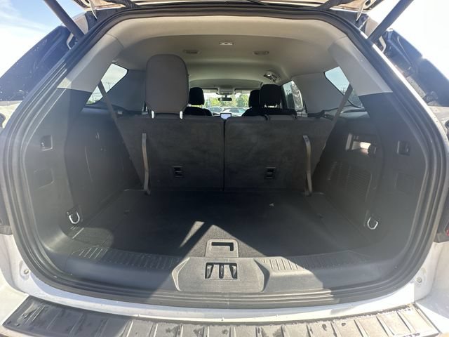 Used 2023 Ford Explorer XLT AWD/4WD image 27