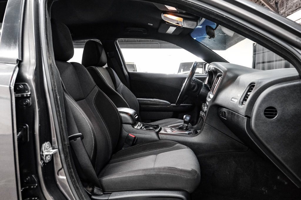 Used 2021 Dodge Charger SXT w/ Blacktop Package RWD image 32