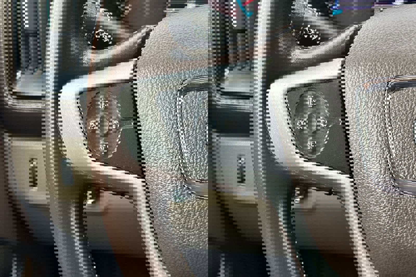 Used 2017 GMC Canyon SLE image 24