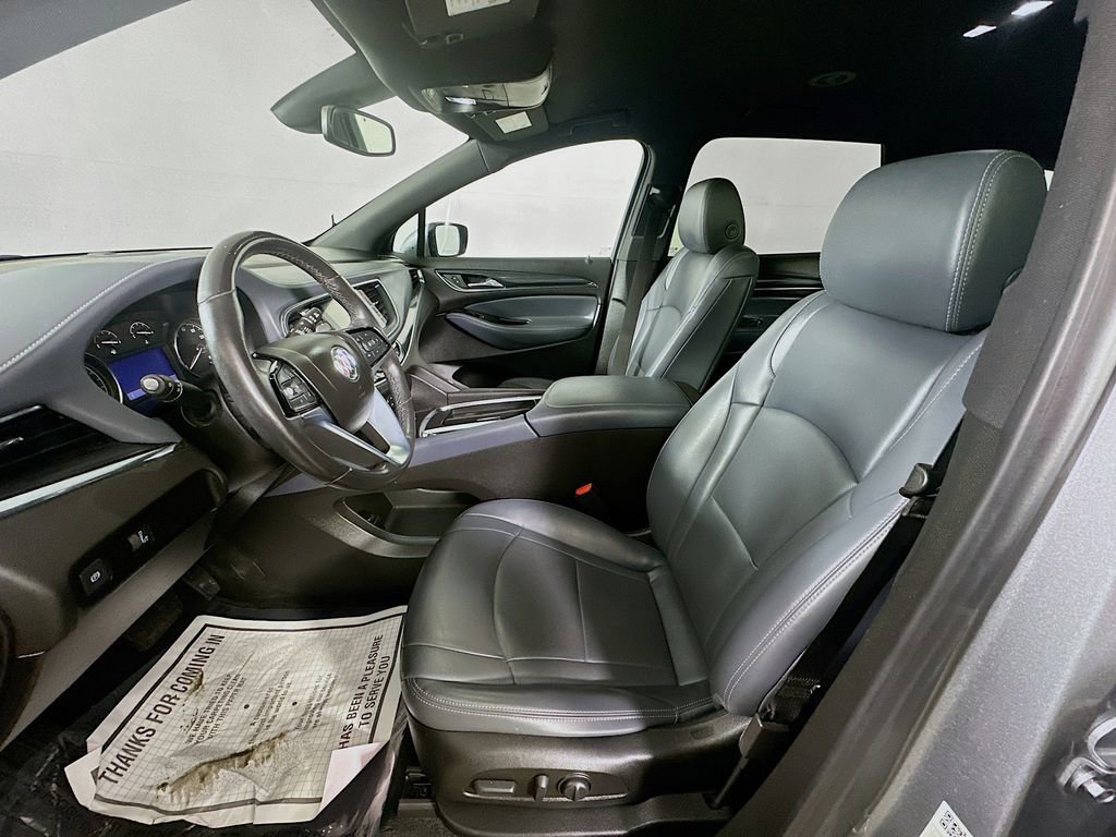 Used 2023 Buick Enclave Essence image 16
